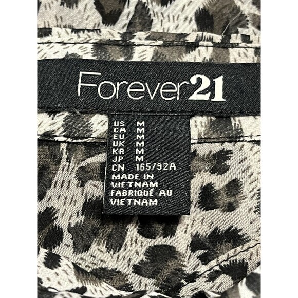 🔥 F21 Leopard Sheer Open-Back Button Top, M EUC ! 🔥 - Picture 5 of 12
